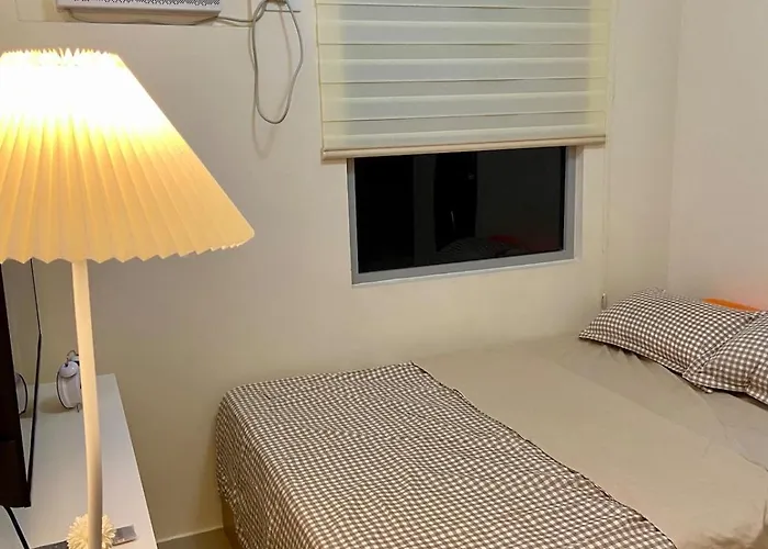 Apartamento Walk To Araneta, Mrt And Malls, Cubao, Netflix Manila
