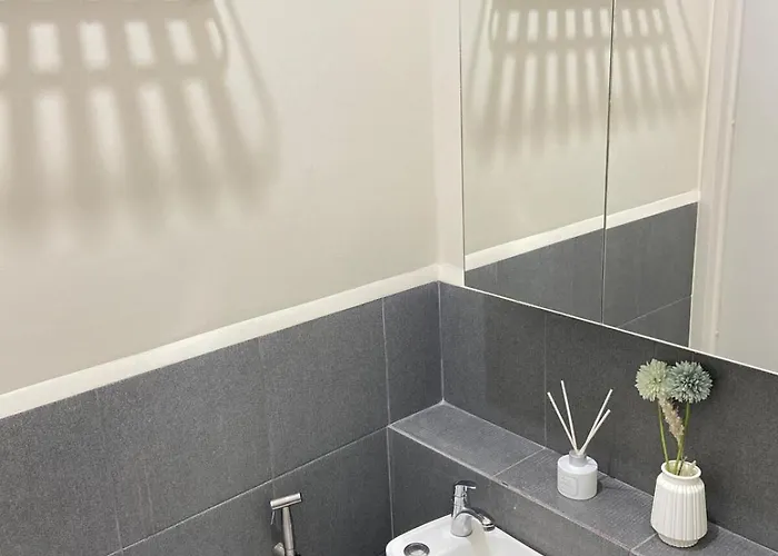 Walk To Araneta, Mrt And Malls, Cubao, Netflix Apartamento Manila
