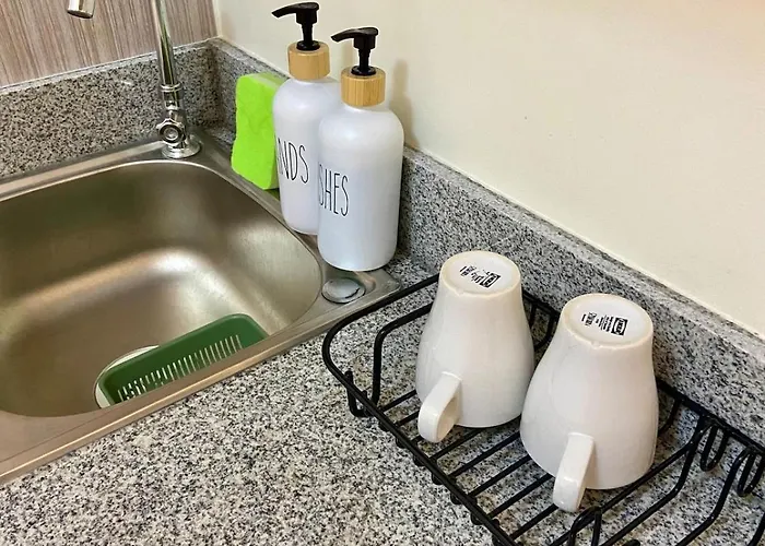 Apartamento Walk To Araneta, Mrt And Malls, Cubao, Netflix Manila