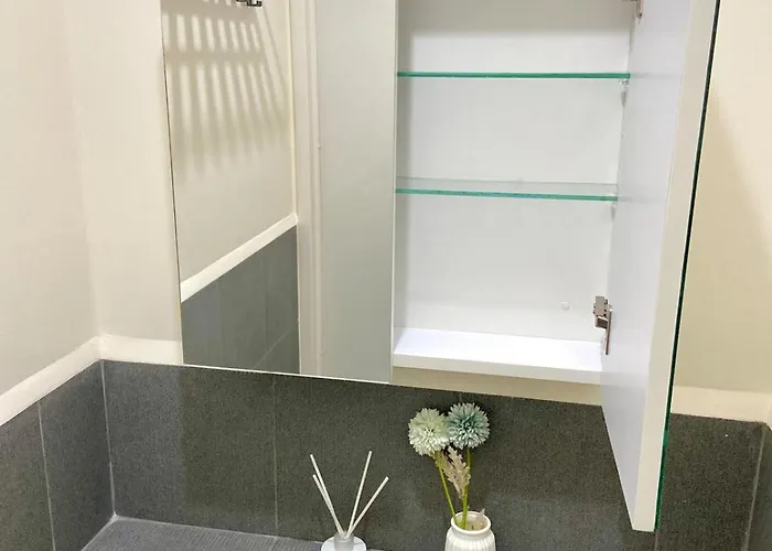 Apartamento Walk To Araneta, Mrt And Malls, Cubao, Netflix Manila